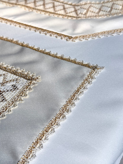 Ivory Royale Lace Mat