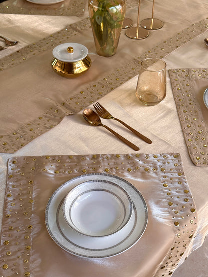 Radiant metallic glow (Golden)